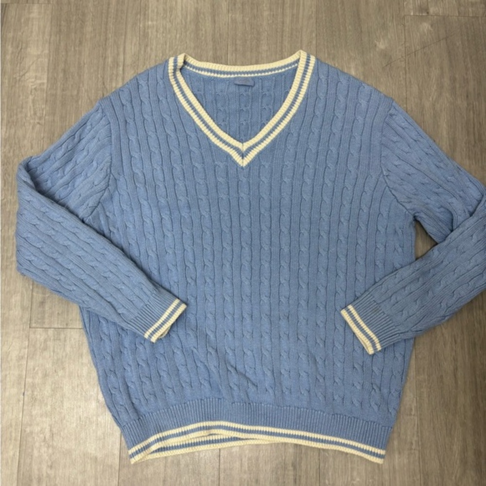 Brandy Melville Knit Sweater